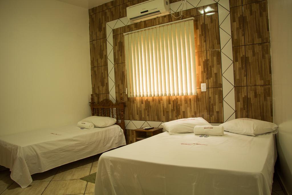 Pousada Dubai Cuiabá Quarto foto