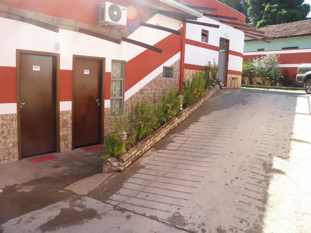 Pousada Dubai Cuiabá Exterior foto
