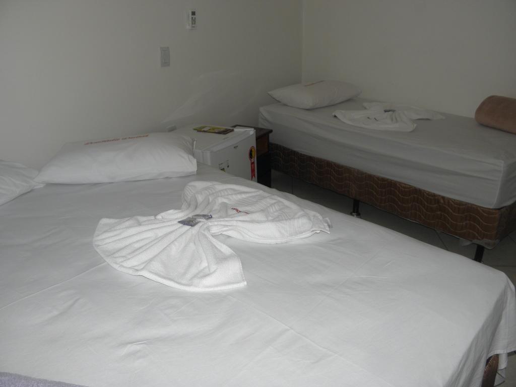 Pousada Dubai Cuiabá Quarto foto