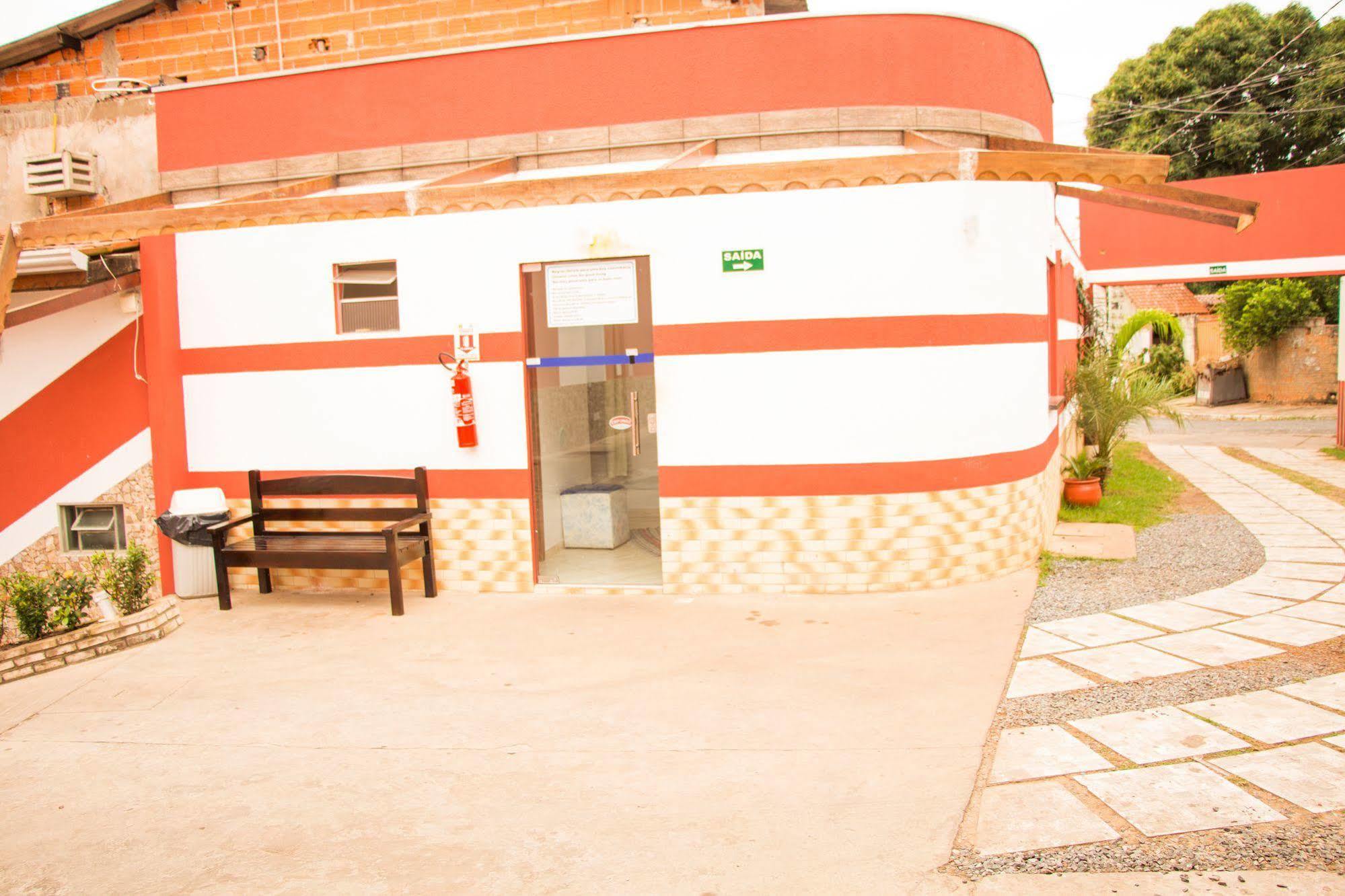 Pousada Dubai Cuiabá Exterior foto
